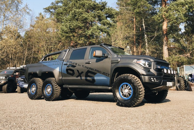 Тойота тундра 6x6