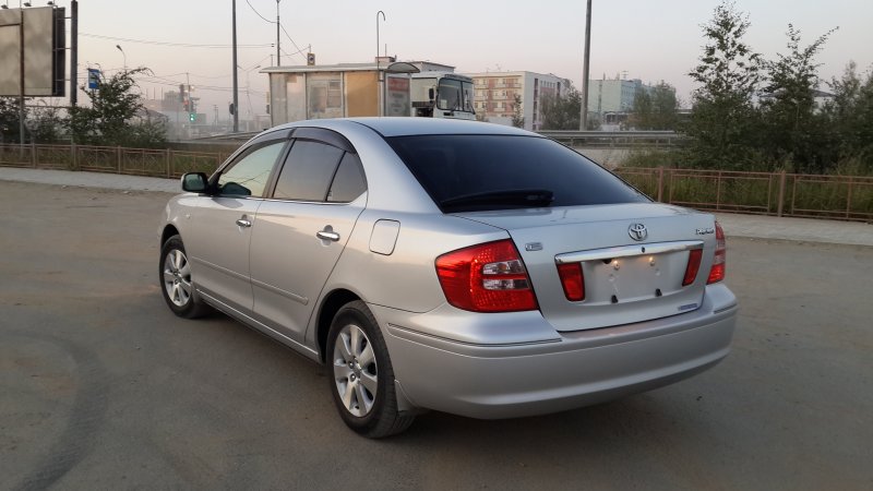 Toyota Premio 2005