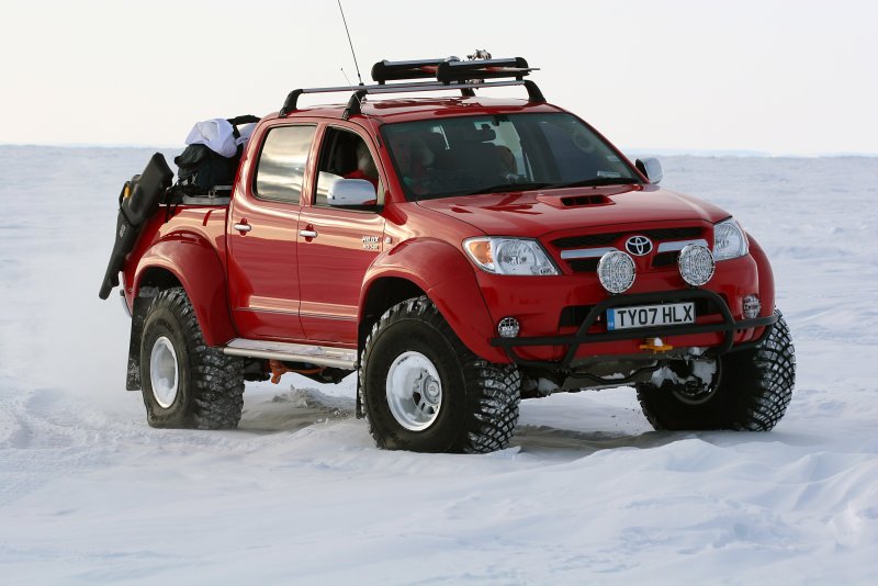 Toyota Hilux Arctic Trucks