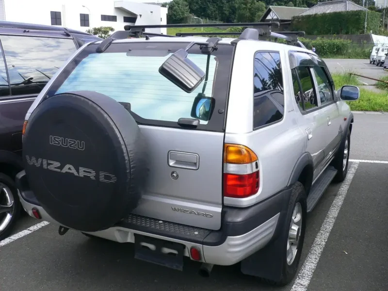 Isuzu mu Wizard