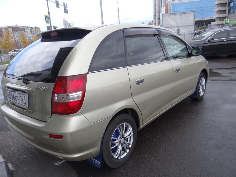 Toyota Nadia drive2