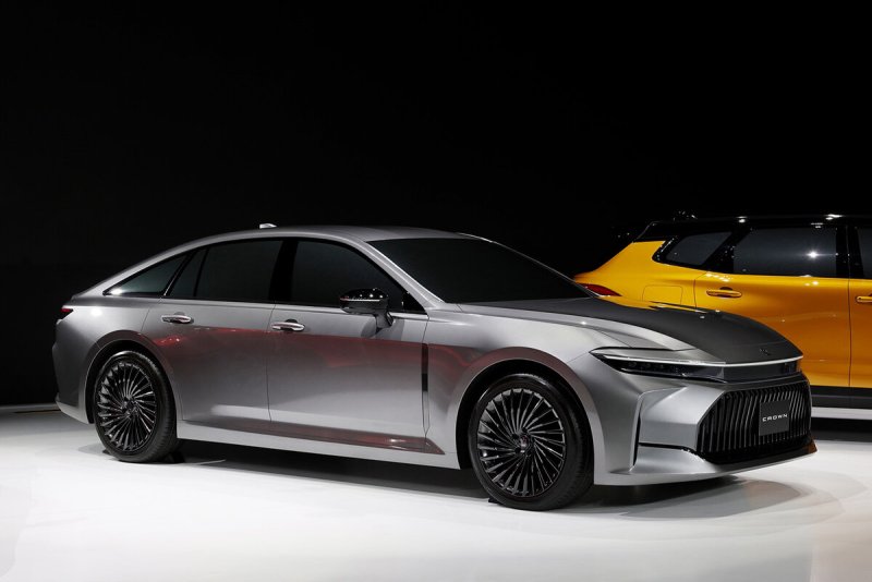 New Toyota Crown 2023