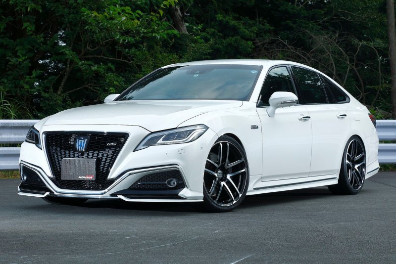 Toyota Crown athlete 2020