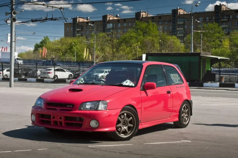 Toyota Starlet Glanza gt