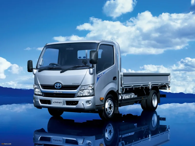 Мицубиси Fuso 4x4 двойная кабина