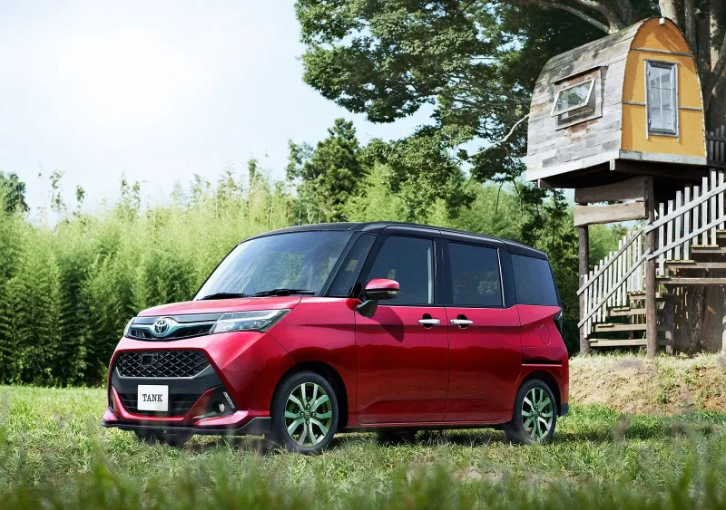 Toyota Tank/roomy 2017