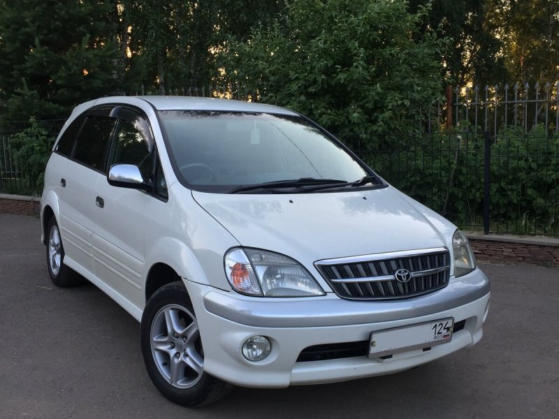 Toyota Nadia 1998 4