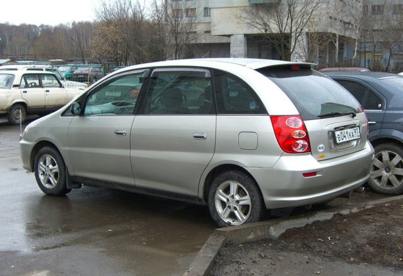 Toyota Nadia с фото
