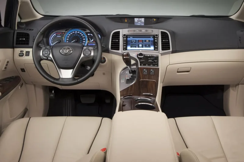 Toyota Venza 2013 салон