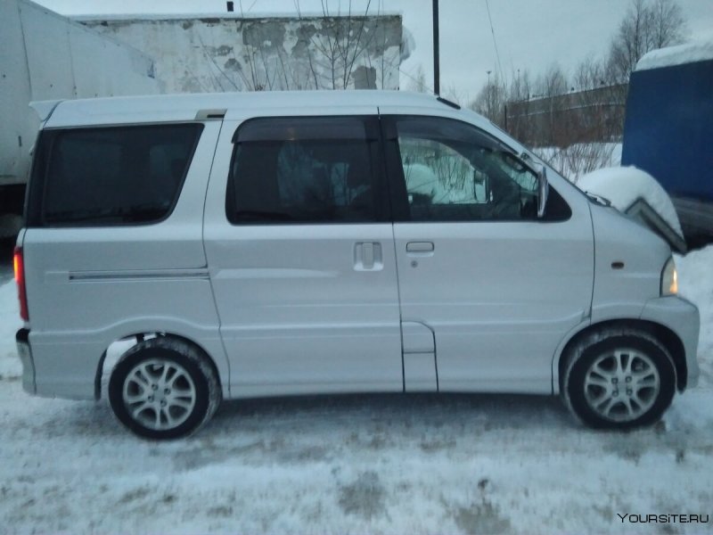 Тойота Спарки 2000