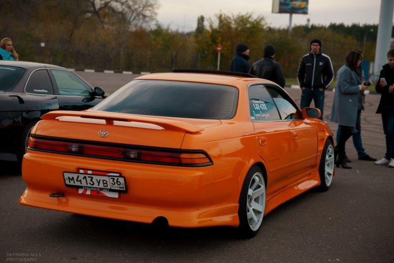 Toyota Grand Mark 2