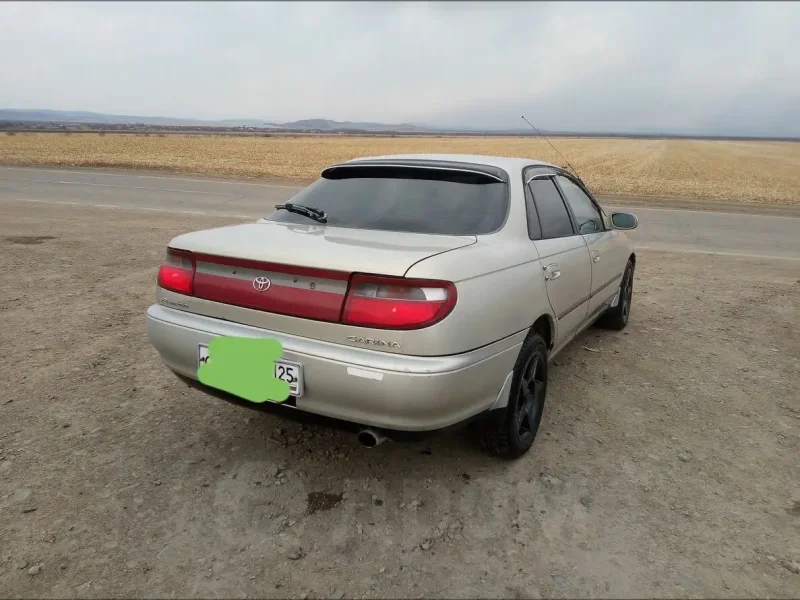 Toyota Carina t190
