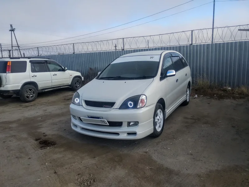 Toyota Nadia r17
