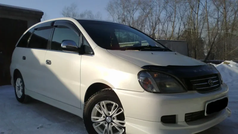 Toyota Nadia 1998 4