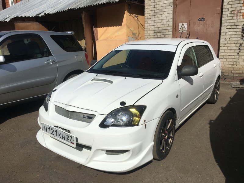 Тойота Аллекс 2002 золотистый