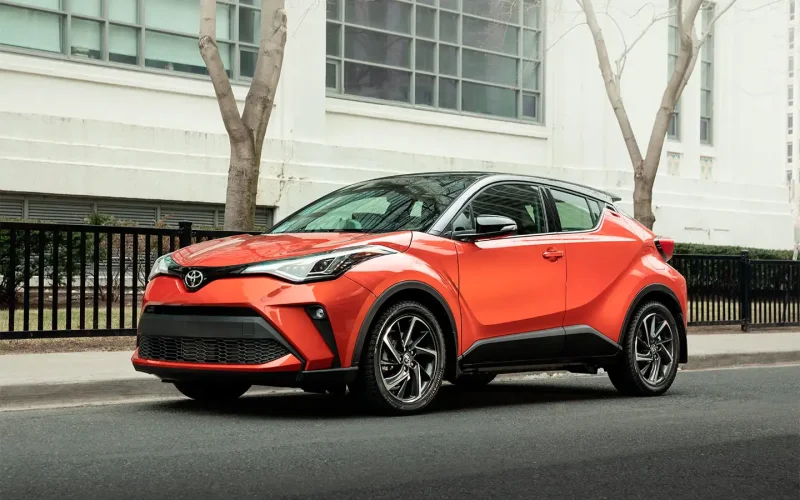 Тойота c-HR 2017