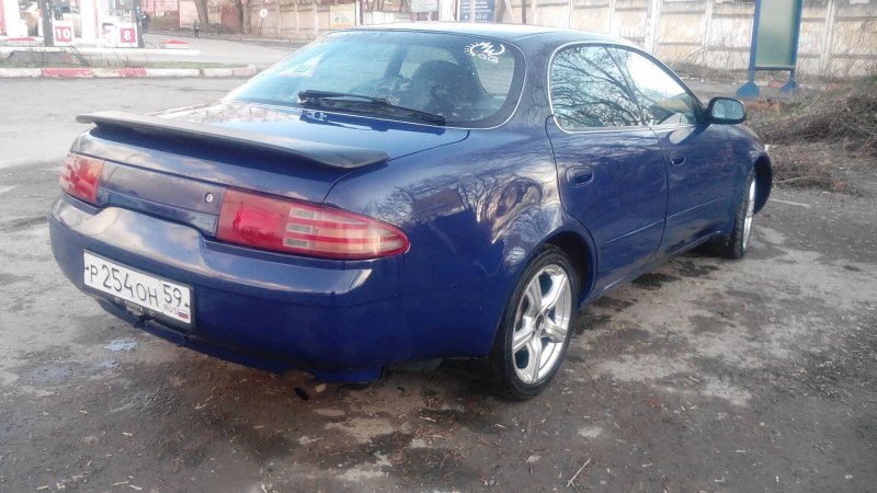 Toyota Sprinter Marino