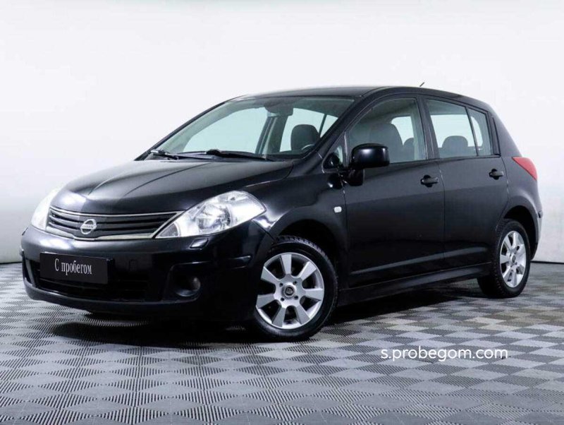 Nissan Tiida 2008
