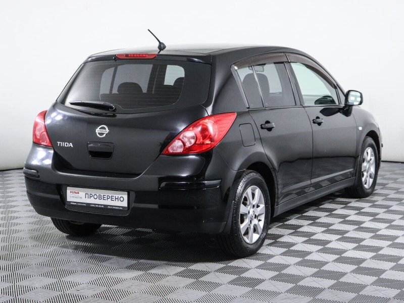 Nissan Tiida c11 японка