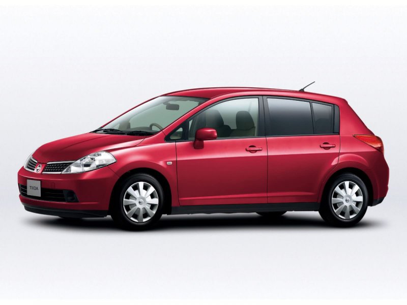 Nissan Tiida Versa
