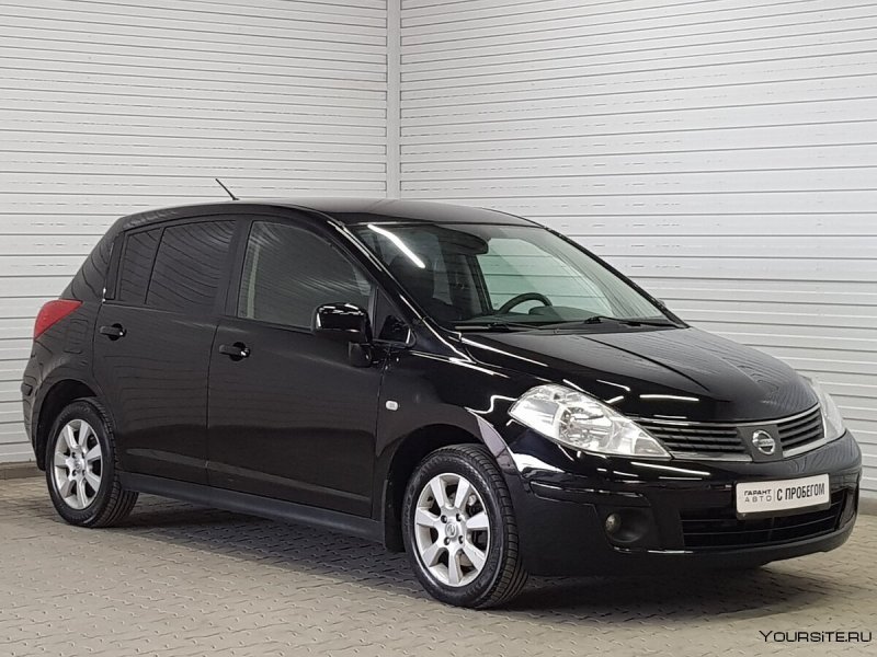 Nissan Tiida c11