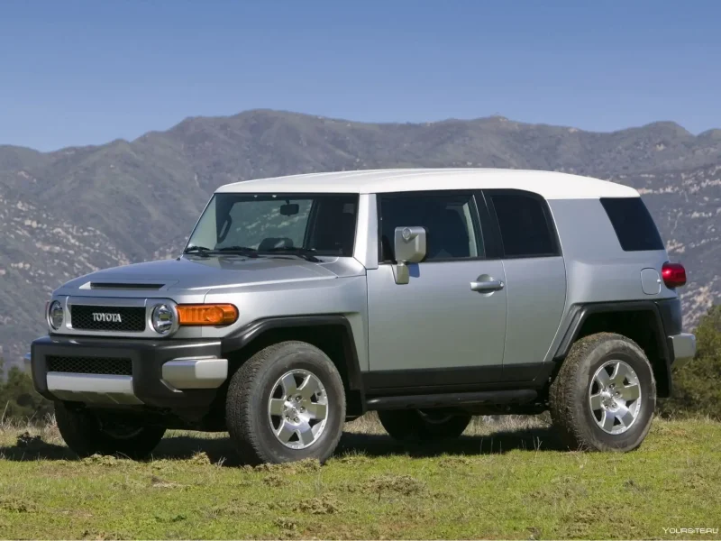 Toyota Land Cruiser FJ 2008