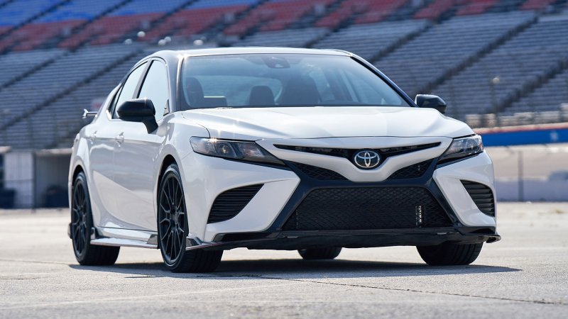 Toyota Camry 2020