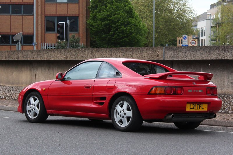 Toyota mr2 2
