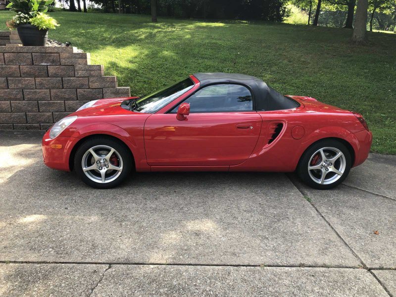 Тойота mr2