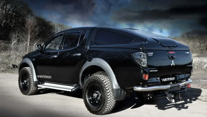 Mitsubishi l200 короткий