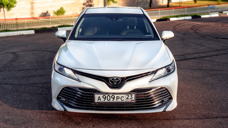 Toyota Camry xv70