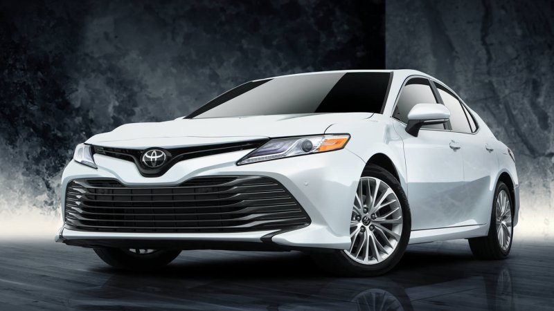 Toyota Camry v70 2018