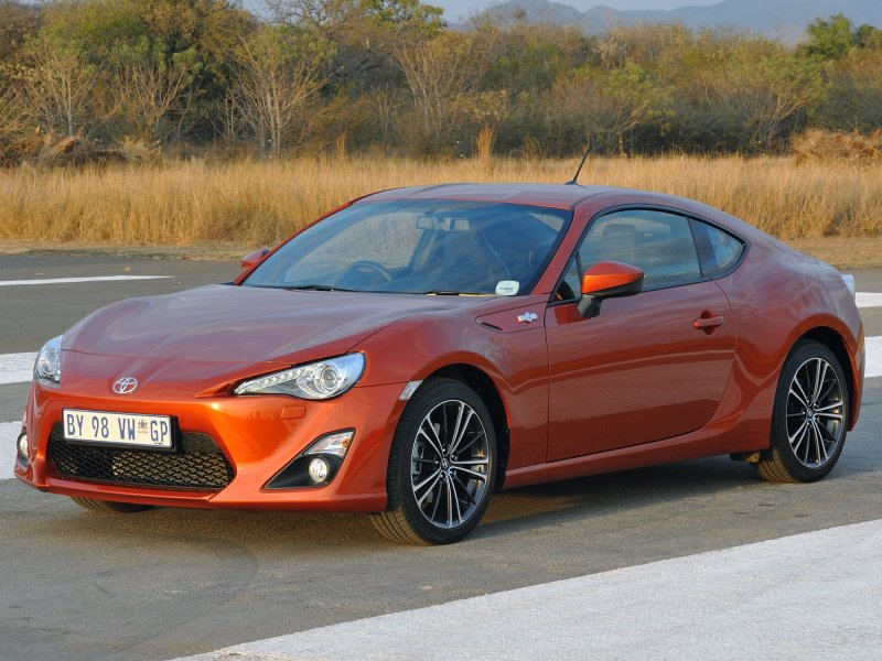 Тойота gt 86 2