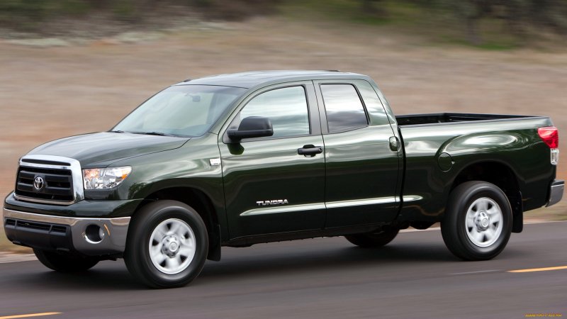 Toyota Tundra 2