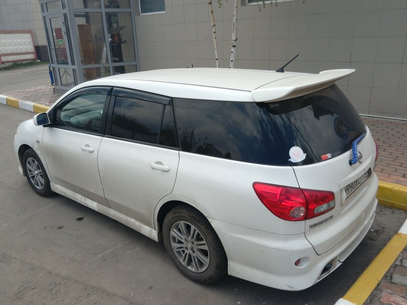 Nissan Wingroad 12