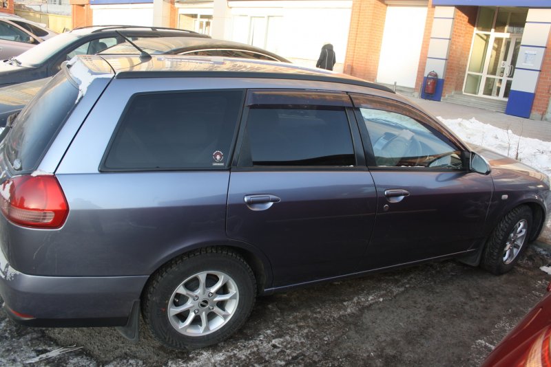 Ниссан вингроуд 2010