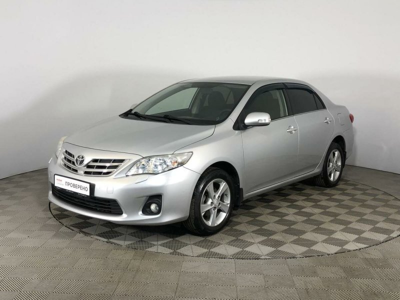 Тойота Королла бу 2007