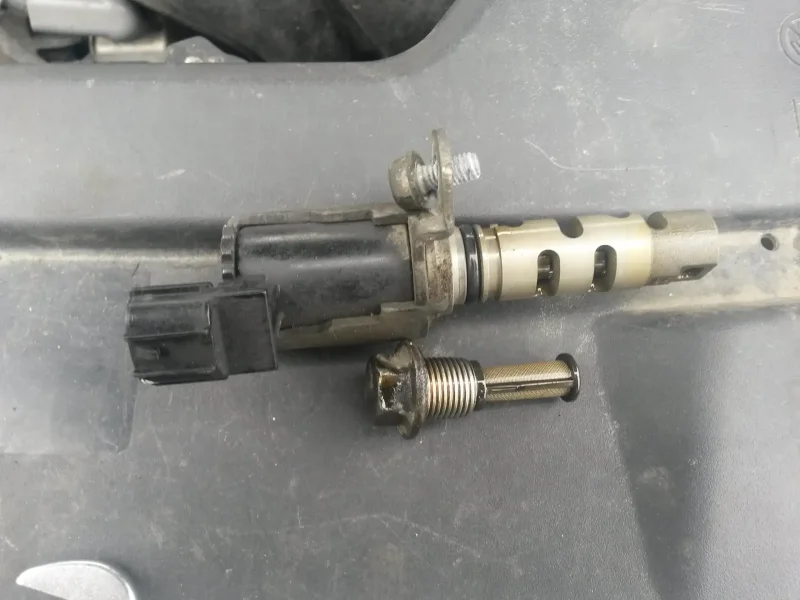 Клапан распредвала Тойота 1.4