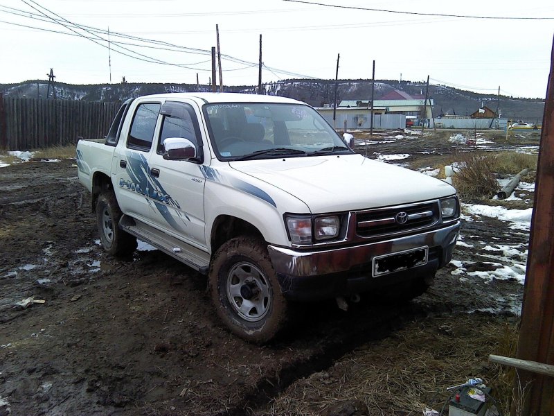 Toyota Hilux 1998