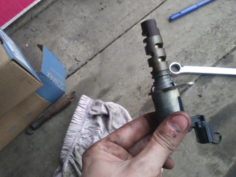 Регулятор давления топлива Toyota Avensis 2.0