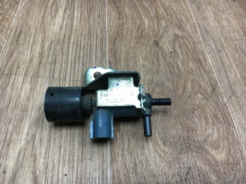 Тойота 1nz клапан VVTI