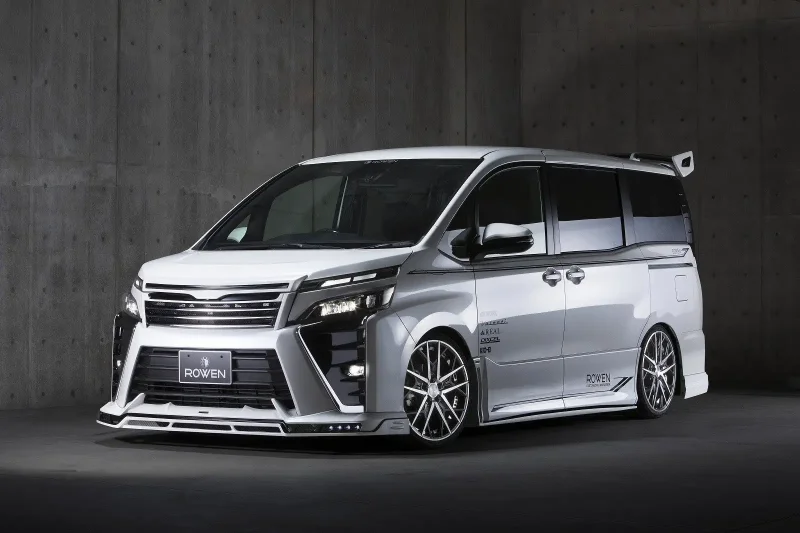 Toyota Voxy Hybrid