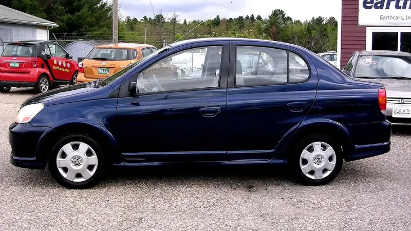 Toyota Echo