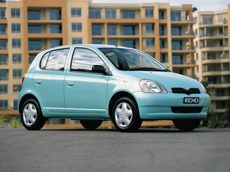 Toyota Echo 2000