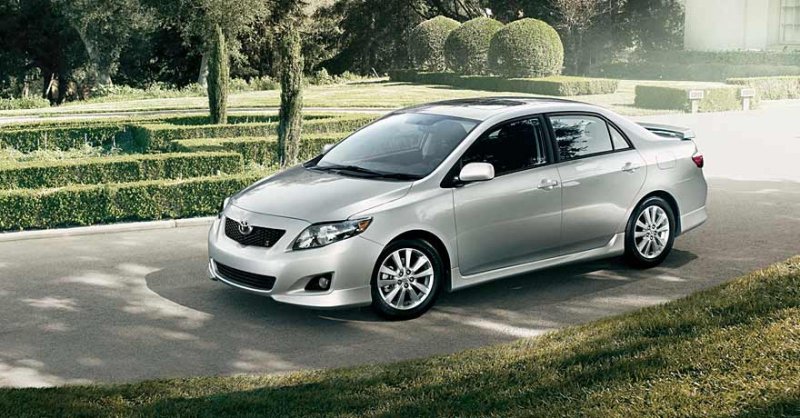 Toyota Corolla 2010 седан