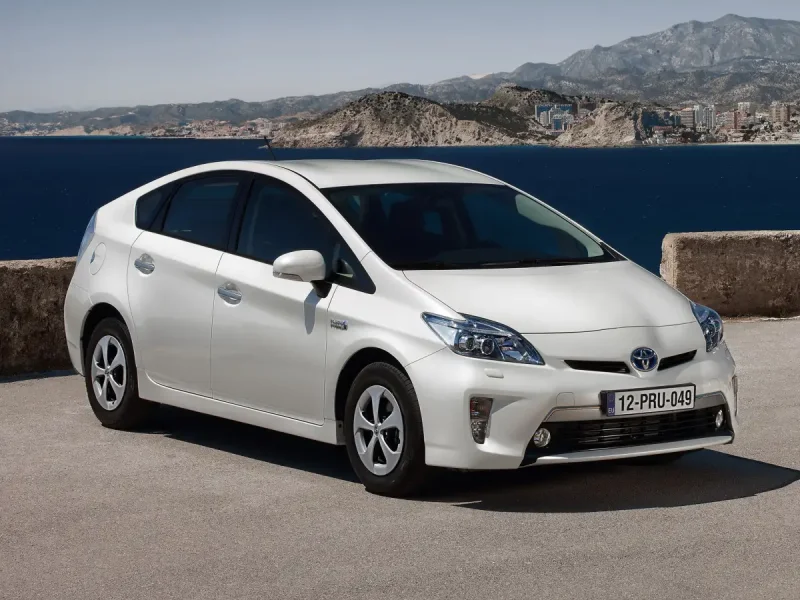 Toyota Приус гибрид