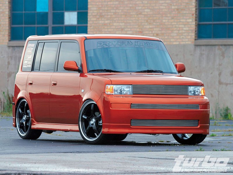 Тойота Scion XB