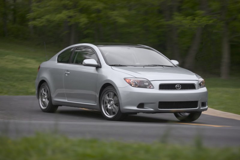Toyota Scion 2005