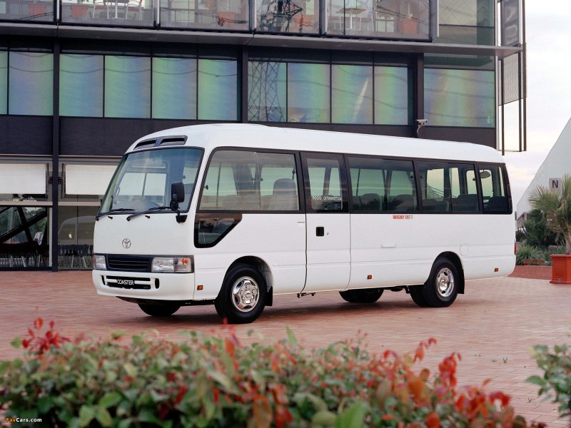 Toyota Coaster 2001