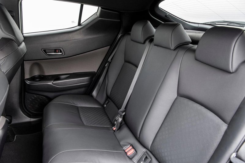 Toyota c-HR Interior
